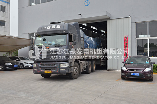 江豪发货案例-3台460KW玉柴配江苏领驭底座油箱发电机组发山东