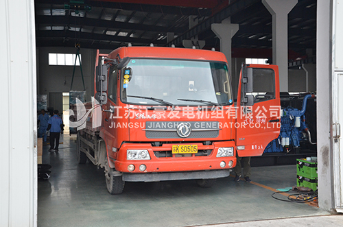 江豪发货案例-1台200KW康明斯发北京